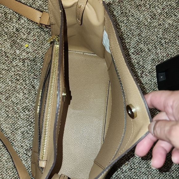 Steve Madden Tan Crossbody Bag Minimalist Design - Picture 7 of 10